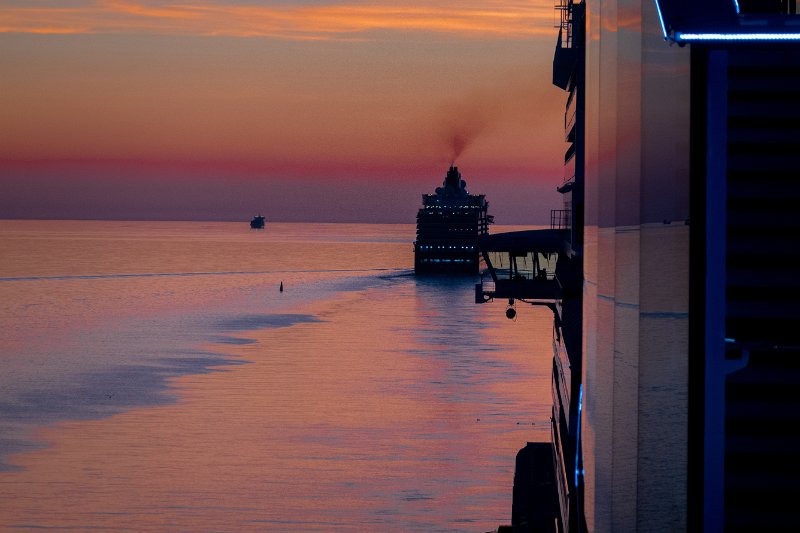 HEL03517.jpg